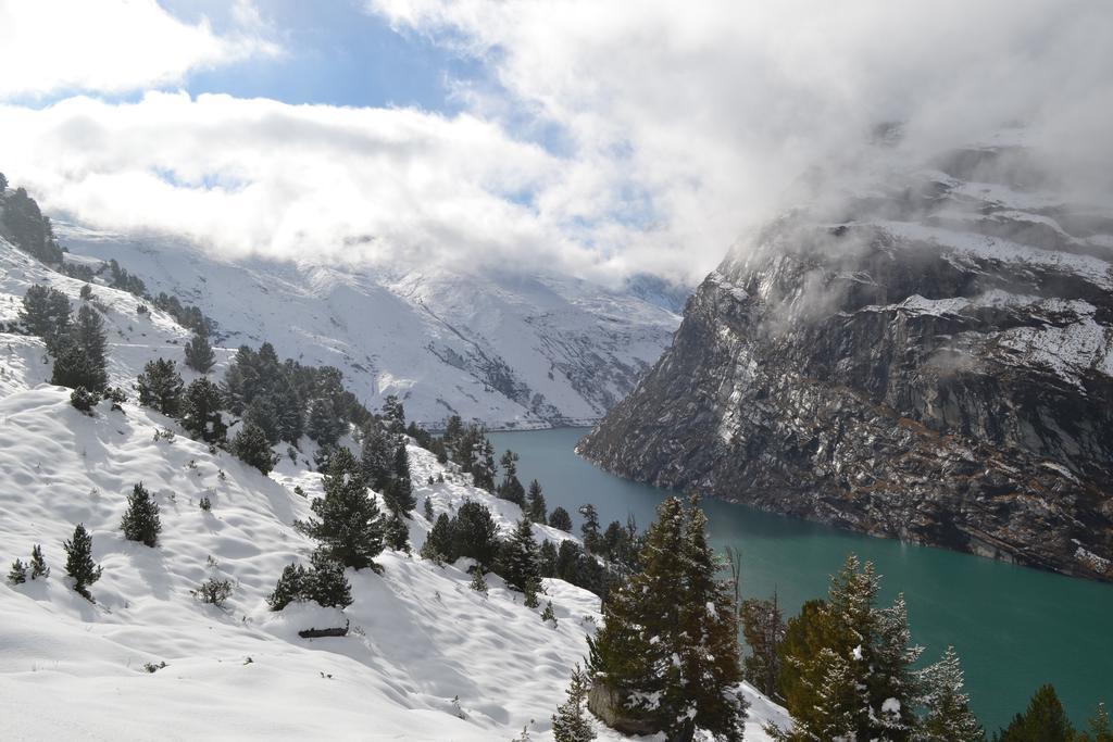 Schnider Bed&Breakfast Und Cafe Vals Luaran gambar